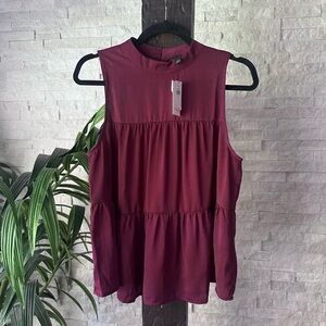 BANANA REPUBLIC Burgundy Tiered Sleeveless Top Size S New with Tags